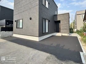 お住まいの雑草対策にもなるアスファルト舗装工事