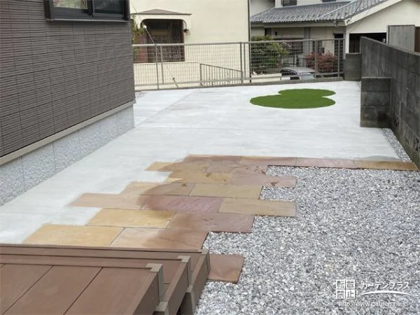 可愛らしい人工芝が映えお子様も遊びやすいお庭リフォーム工事