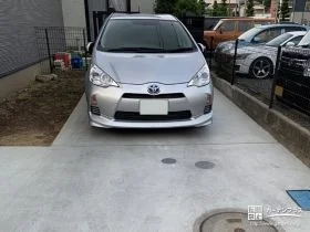 駐車スペースとアプローチを整備し防犯性と利便性を向上した工事