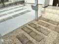 お住まいのナチュラルな雰囲気にマッチする雑草対策工事