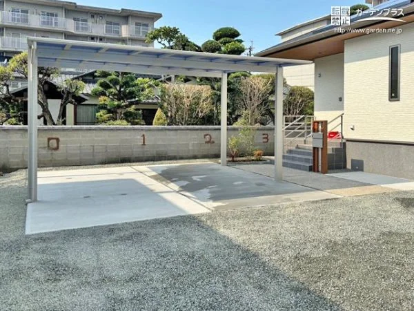 深基礎のお住まいを安全に住みやすくデザインした新築外構