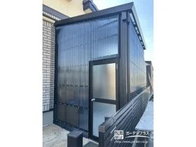 雨の降り込みを防ぐおしゃれなストックヤード[施工後]