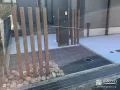 さりげない目隠しにも効果的なスリットフェンス