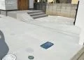 ベビーカーでの行き来がスムーズになるアプローチスロープ