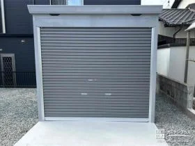 愛車を風雨や盗難からしっかりと守るバイク保管庫設置工事