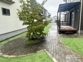 ローメンテナンスなお庭と洗濯物干しに便利なテラス屋根の工事