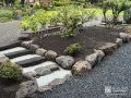 レンガで囲った植栽スペース