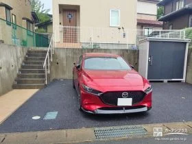 砂利敷きだった駐車スペースをアスファルト舗装で快適にした工事