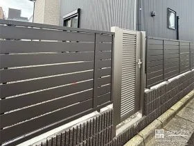 目隠しフェンスと施錠可能な門扉で防犯性を向上したお庭周り工事
