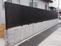 圧迫感を感じさせない目隠しフェンス