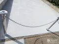 駐車スペースに安心感を与える車止め