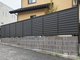 道路からの視線をカットするフェンスを施工[施工後]
