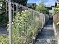 圧迫感なく敷地境界を明確にするメッシュフェンス設置工事