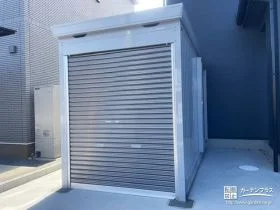 大切なバイクを守る頑丈な保管庫[施工後]