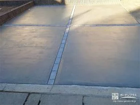 インターロッキング目地がアクセントの快適な駐車スぺース工事