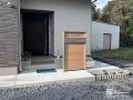 建物周りを快適に保つコンクリート打設と木目調機能門柱設置工事
