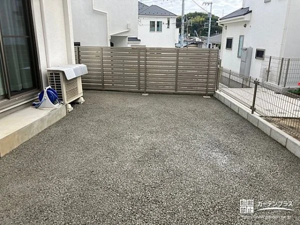 お庭にオコシコンを施工しお子様が快適に遊べる空間にした工事