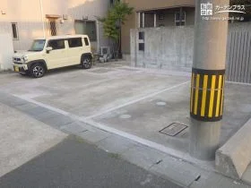 スリットの砂利を気にせずに利用できる快適な駐車スペース工事