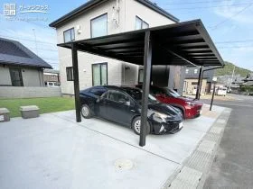 すっきりとシンプルで使いやすい新築外構