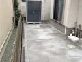 お庭にコンクリートを打ち駐車スペースにも使えるようにした工事