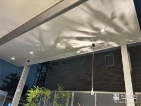 お庭の雰囲気を引き立てるおしゃれなテラス屋根[施工後]