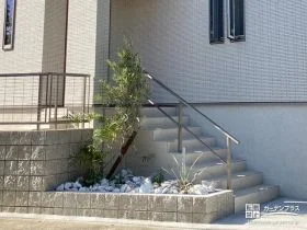 自然がすぐそばに感じられるロックガーデン工事