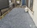 お庭を整地して平らにし防草シートと砂利で雑草対策をした工事