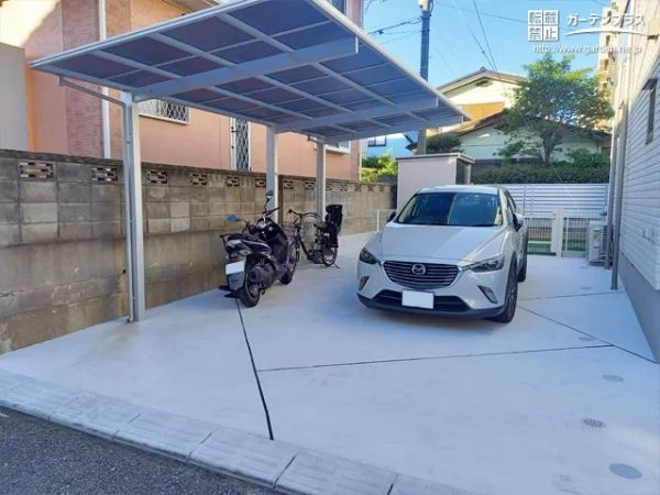 大切な愛車を快適に停められるスタイリッシュな駐車スペース