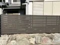 生垣を撤去しお手入れの手間がかからないフェンスを設置した工事