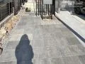 高級感のあるモダンなアプローチ