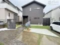 緑豊かな駐車スペース