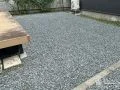 芝生のお庭を砂利敷きに替えお手入れを簡単にしたリフォーム工事