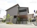 ナチュラルモダンな印象の外構