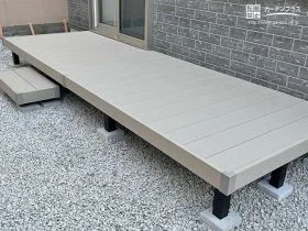 庭での時間がより豊かに楽しめるウッドデッキ[施工後]