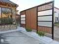 和の雰囲気の住宅外観と調和するスタイリッシュな目隠しフェンス