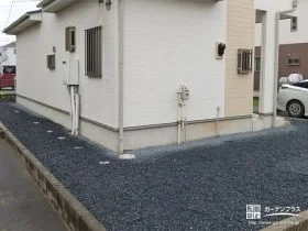 建物周りの雑草対策[施工後]