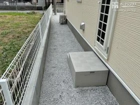 雑草対策した犬走り[施工後]