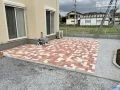 雑草を防ぎ多用途に活躍するインターロッキングテラスへリフォーム工事