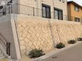 転落防止用のメッシュフェンス