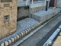 植栽スペースに防草シートと砂利を敷き雑草対策