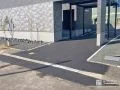 冬を快適に乗り越える華やかな駐車スペース