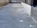 泥のぬかるみが気にならず、清潔に利用できる駐車スペース