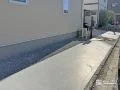接道部分にも土間コンクリートで舗装