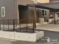 住宅のプライバシーを守りながら、圧迫感を感じさせないフェンス