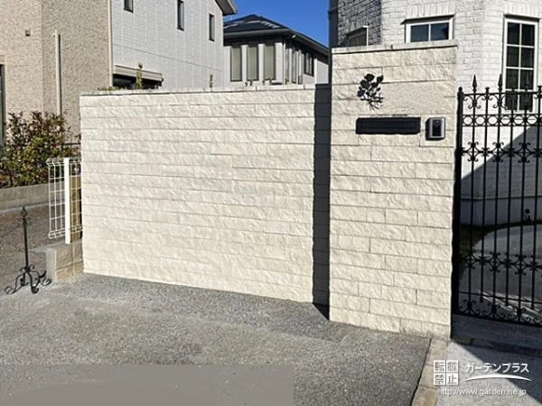 門袖を後ろに下げて施工しより美しく仕上げたリフォーム工事