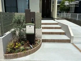 統一感・温かみのあるナチュラルな門周り[施工後]
