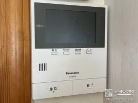 大画面モニターのテレビドアホンで防犯性を向上[施工後]
