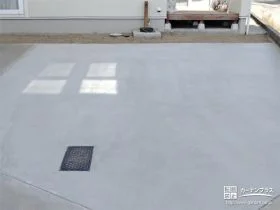 前庭にコンクリートを打設し駐車スペースにしたリフォーム工事