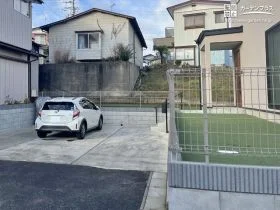 清潔な環境を維持できる雑草対策工事