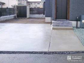 駐車スペースと犬走りに雑草対策をして快適なリフォーム工事